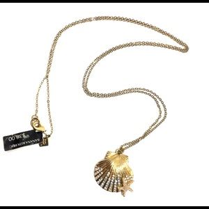 banana republic gold sea shell necklace NWOT